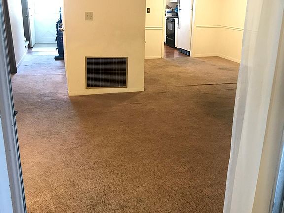 Livingroom, dining room