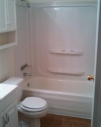 5th image of 17787 Arlington Dr