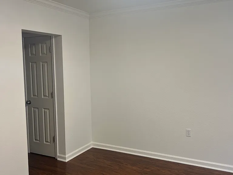 274 Stephens St — Photo 8