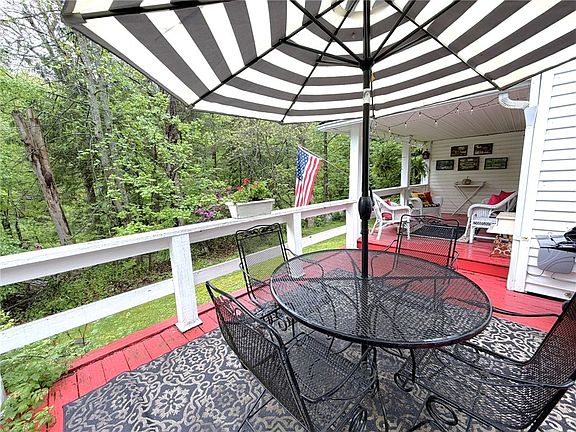 4th image of 261 Fairview School Rd