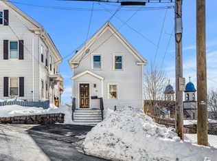 15 Mount Vernon St, Gloucester, MA 01930
