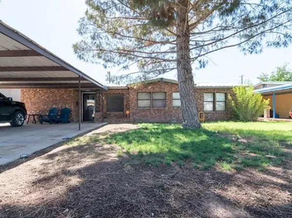 2214 S Missouri St, Pecos, TX 79772