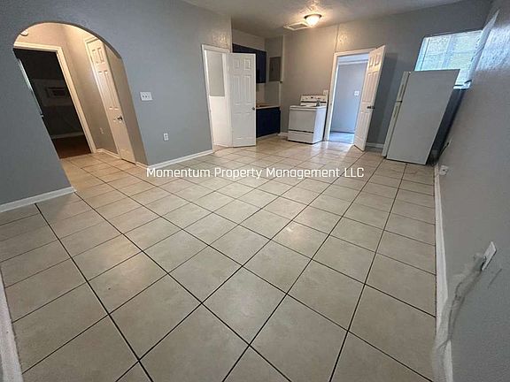 3rd image of 3211 5th Ave S