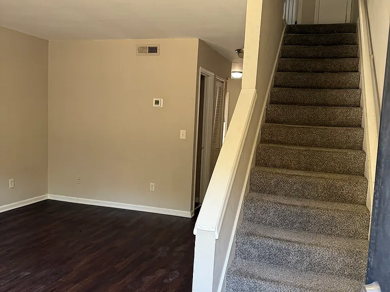 78 Hunters Ridge Ln #D — Photo 2