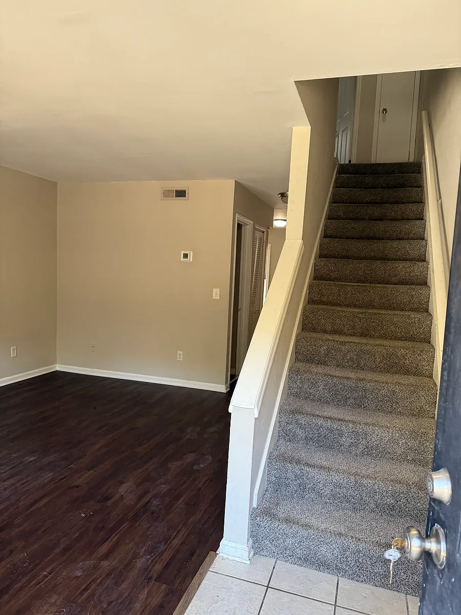 Building Photo - 78 Hunters Ridge Ln #D