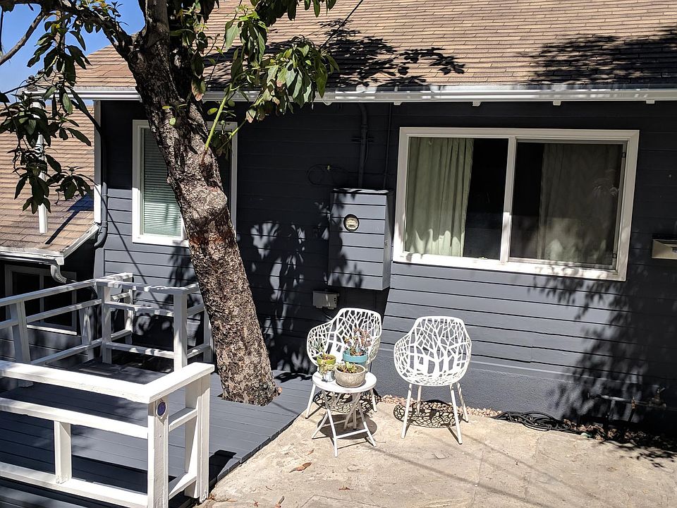 1st image of 2614 Adelbert Ave