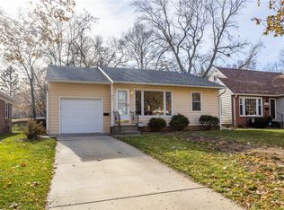 4000 Clinton Ave, Des Moines, IA 50310