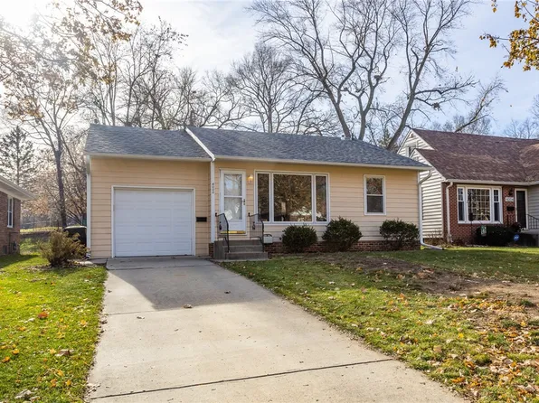 4000 Clinton Ave, Des Moines, IA 50310