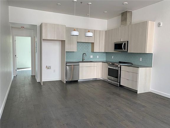 2nd image of 1701 E M L King Jr Blvd #209