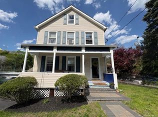 35 Boyce St, Beacon, NY 12508