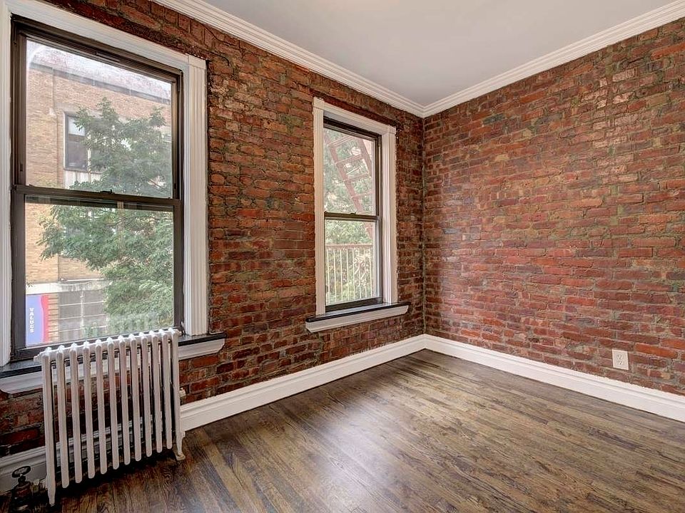 2nd image of 327 E 8th St #D3