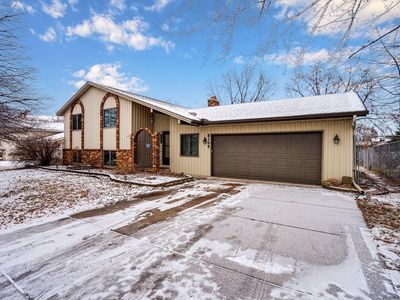 8109 82nd Ave N, Brooklyn Park, MN, 55445