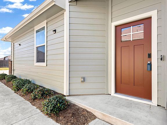 4th image of 14409 Frankel Loop Unit 33A