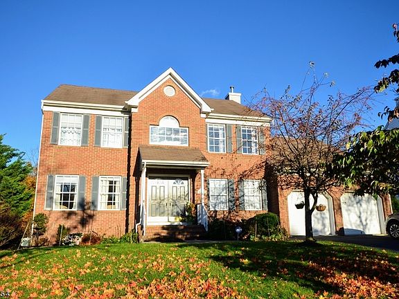 2nd image of 77 Carriage Dr