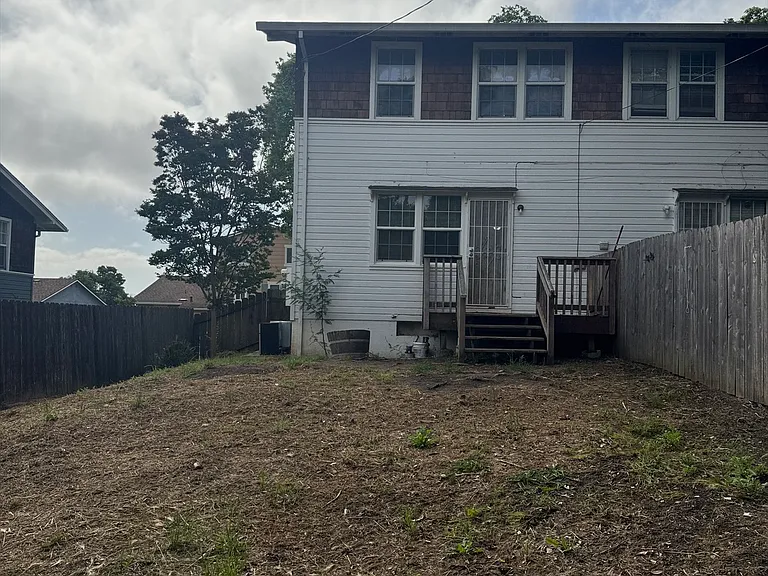 70 Parrott St — Photo 29