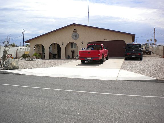 2nd image of 3140 Palo Verde Blvd S