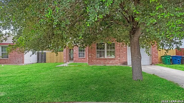 3 bed, 2.0 bath, 1368 sqft, $1,475 — Photo 2
