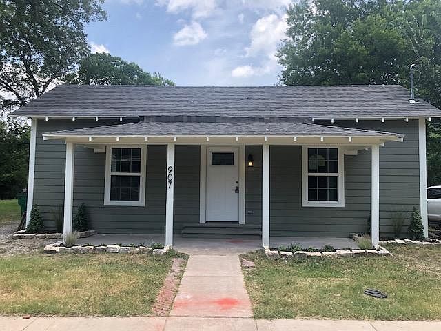 1st image of 907 Wilcox St