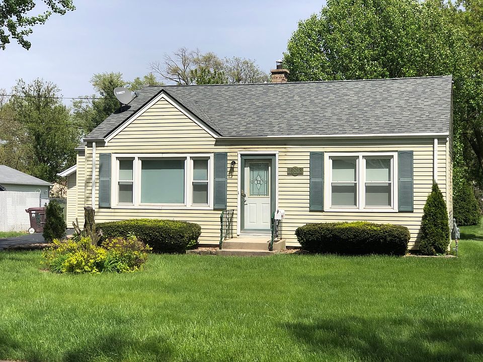 1st image of 16833 Sayre Ave