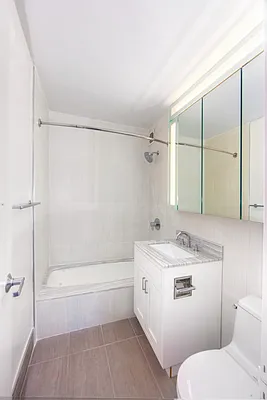 Sold by Manhattan Skyline | media 26