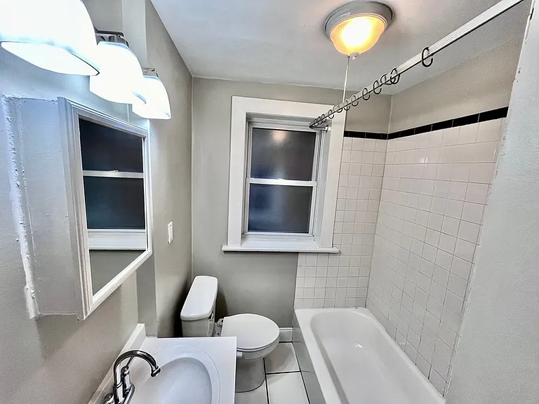 1535 McCausland Ave #A — Photo 9