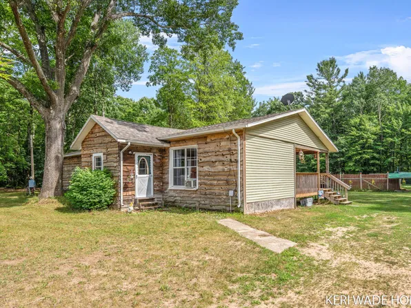 3231 E Baker Rd, Hesperia, MI 49421