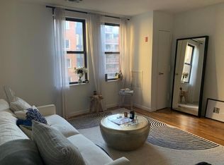 105 S 3rd St APT 3B, Brooklyn, NY 11249