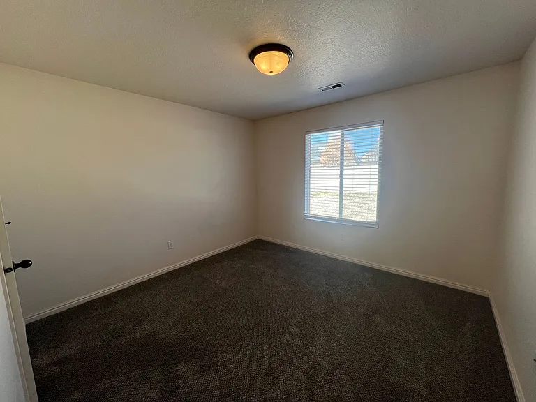 4230 W 25 N — Photo 10