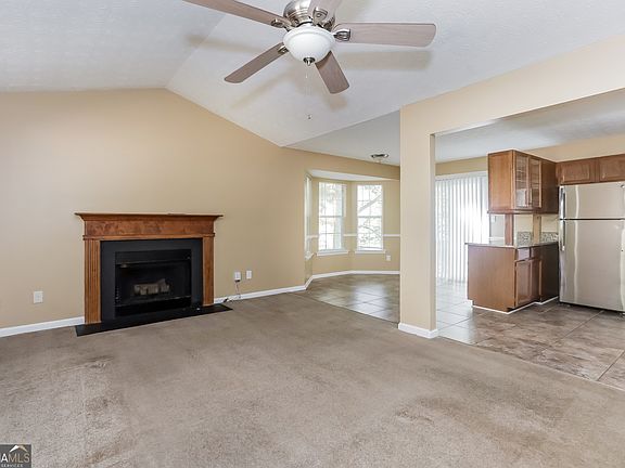 2nd image of 595 Deering Dr