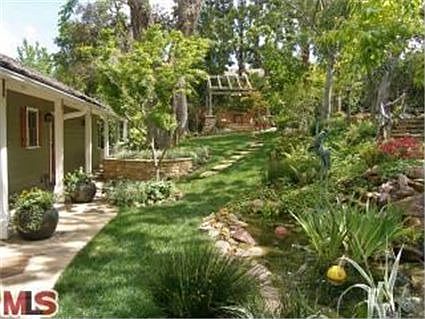 5th image of 14275 Valley Vista Blvd