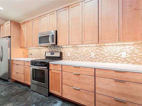 Gas Stainless steel stove, micro, fridge