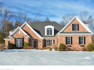 41 Portage Xing, Farmington, CT 06032