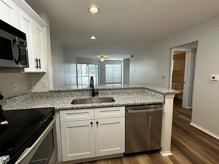 4115 Chatham Oak Ct #209 — Photo 5