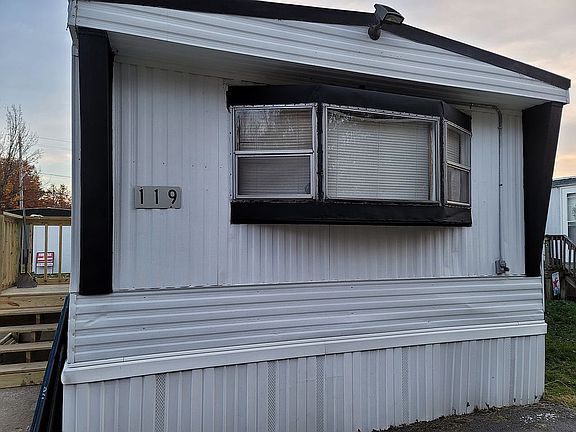 2nd image of 119 Bennett Dr