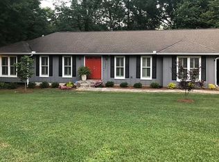 1823 Woodridge Rd, Tuscaloosa, AL