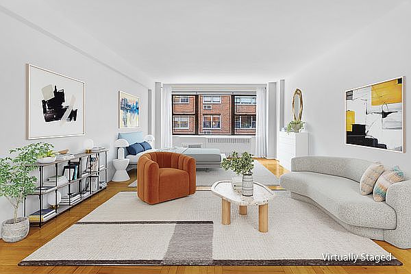 1st image of 420 E 55th St APT 3T