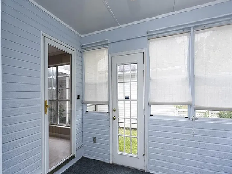 1706 Lake Park Cir — Photo 10