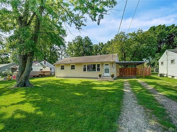 2nd image of 3218 Keays Ave