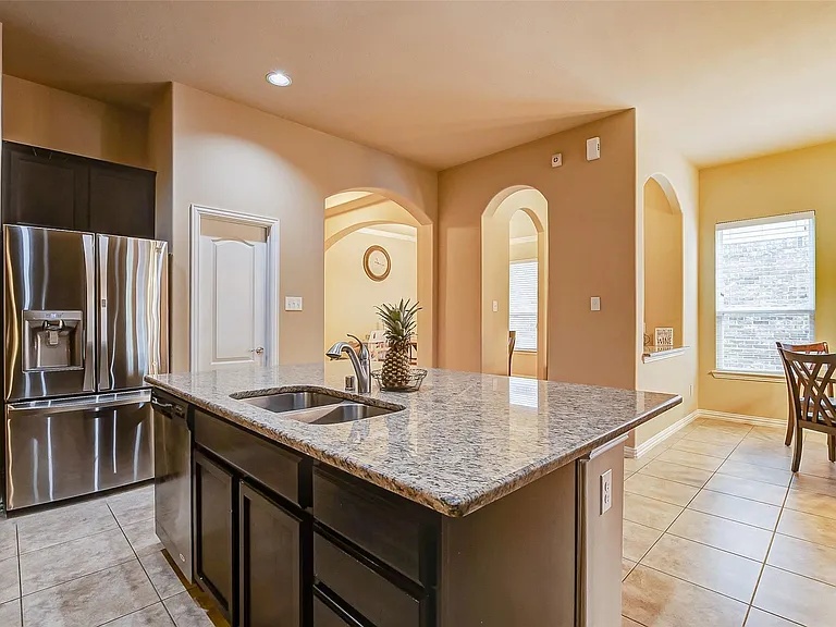 623 Orlandis Ln — Photo 15