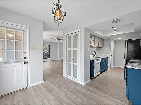 5th image of 11301 Jollyville Rd APT B3