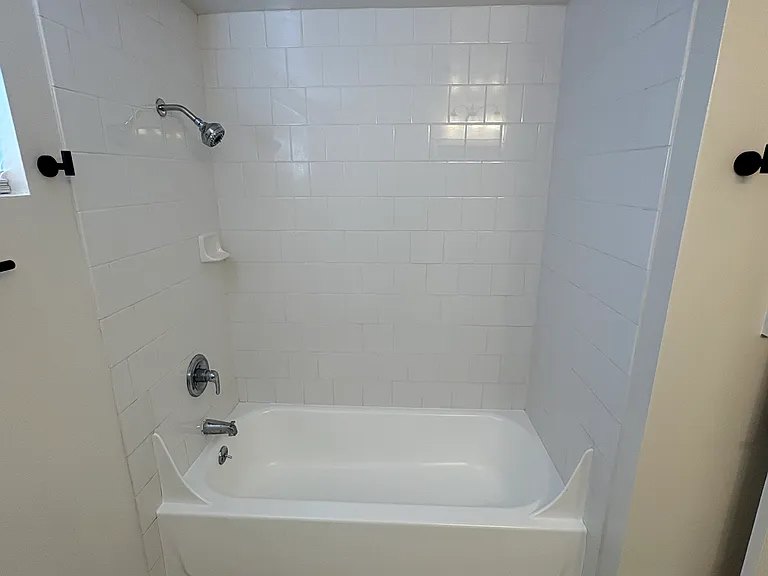 21113 Donora Ave #A — Photo 9
