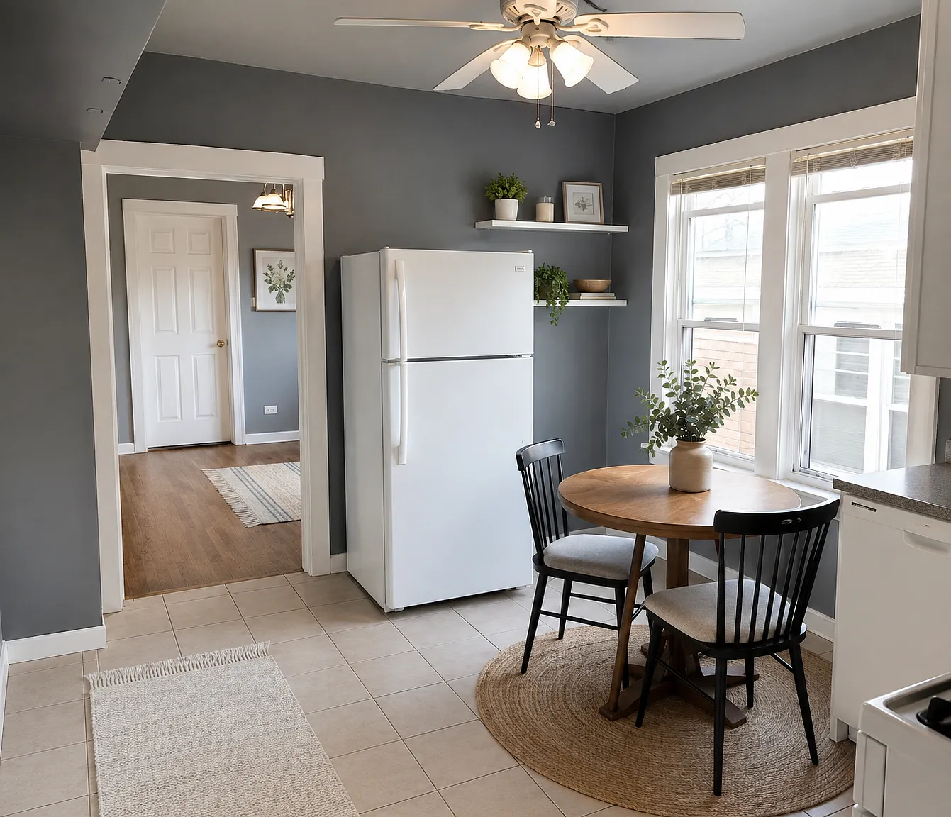 5024 W Winona St — Photo 3