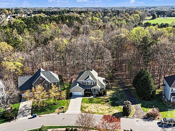 5th image of 161 Dairy Farm Rd