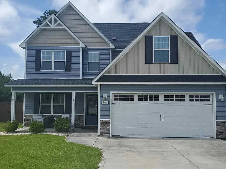 105 Shallow Ct — Photo 1