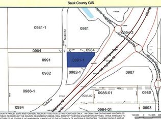 Giebel Ct, Baraboo, WI 53913