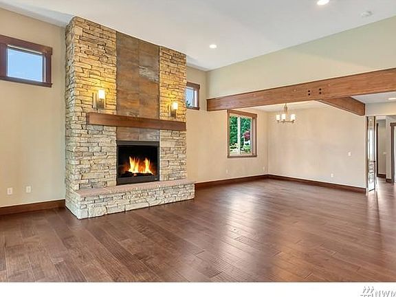 3rd image of 6715 92nd St E