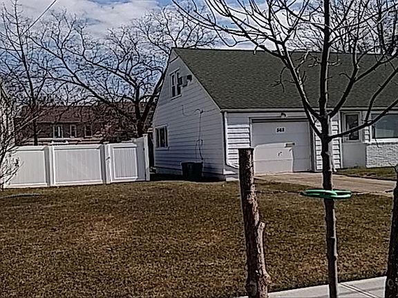 2nd image of 562 Barnard Ave
