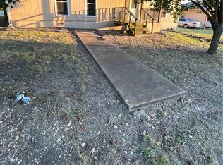 209 W Houston St, Van Alstyne, TX 75495