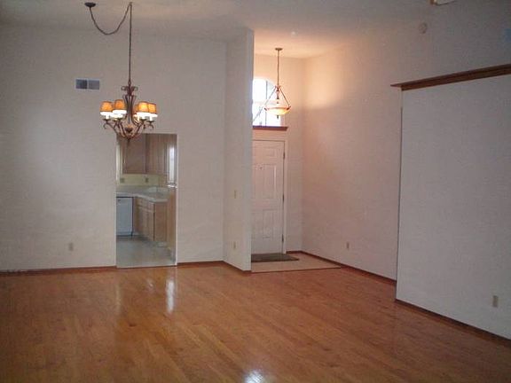 Dining Area/Foyer