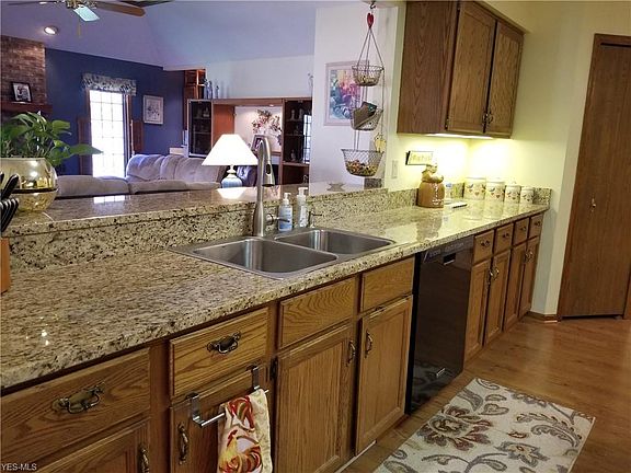 5th image of 36501 Valley Vista Dr